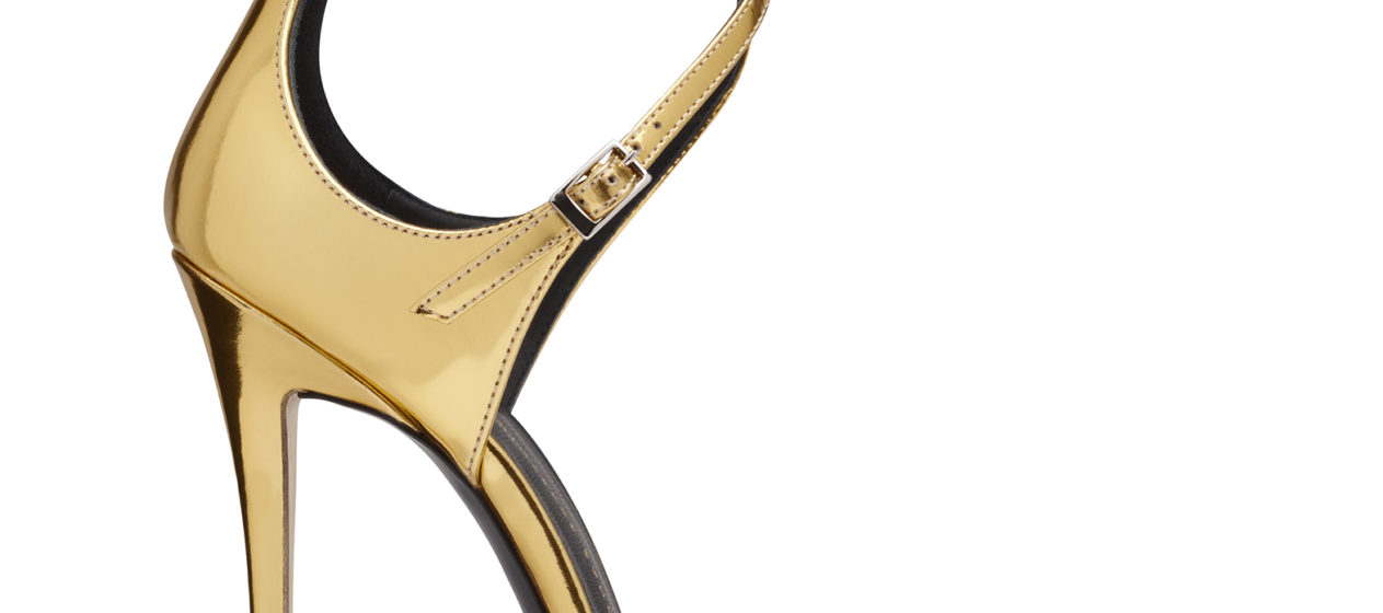 No-Caption-Giuseppe-Zanotti-Pic-1-1263×560