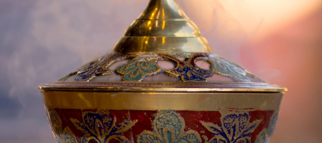  “LISTENING” TO INCENSE – KOH-DO  