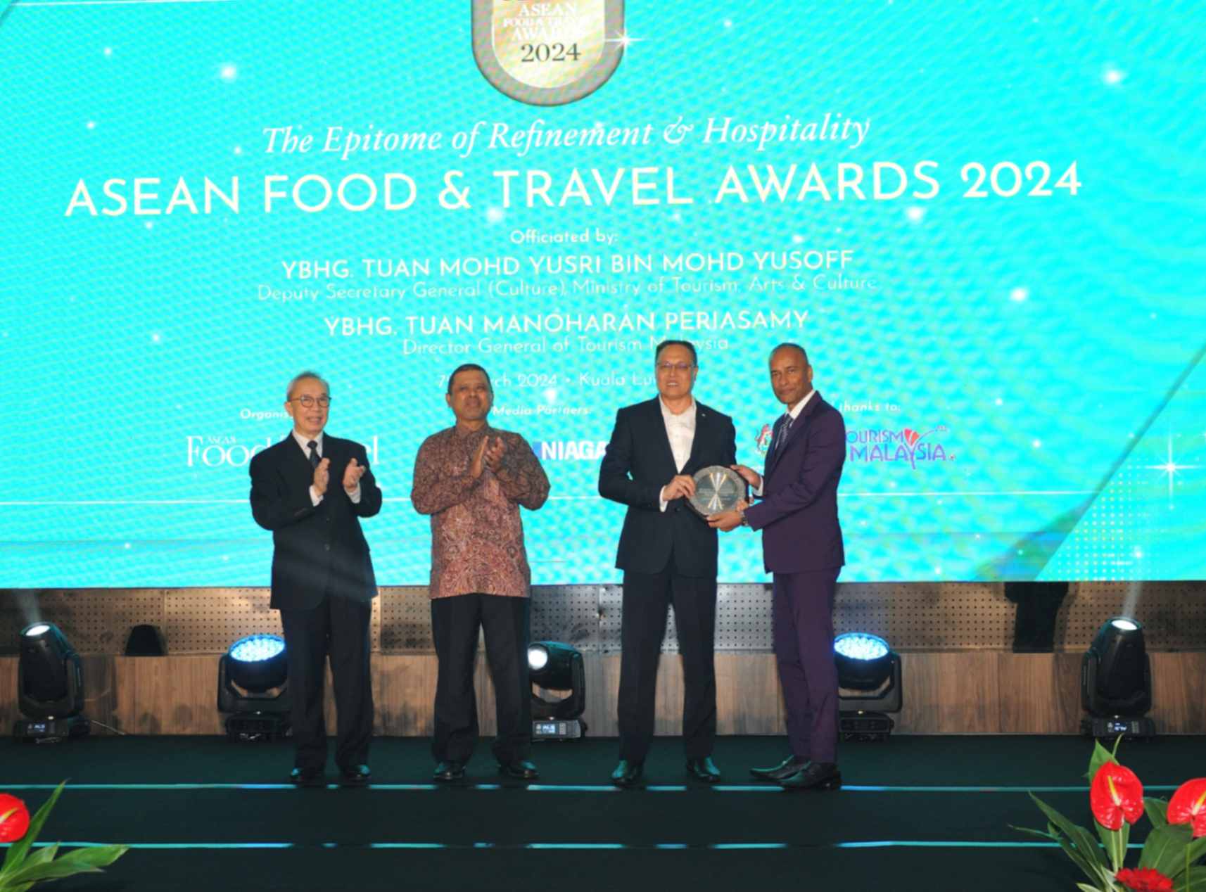jpeg-optimizer_LEESEN~1 ASEAN FOOD & TRAVEL AWARDS 2024