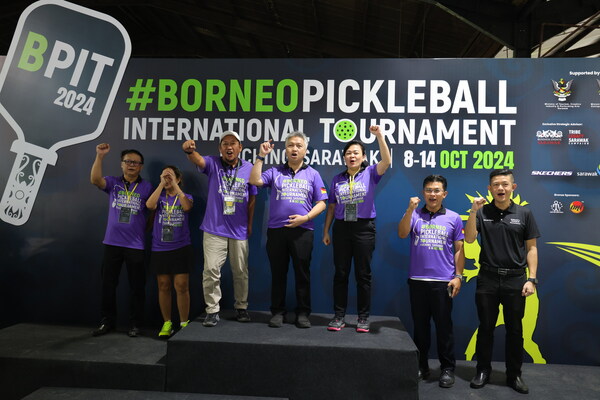 Minister Karim Launched Borneo’s Biggest Pickleball Tournament and Asia’s Largest Arena