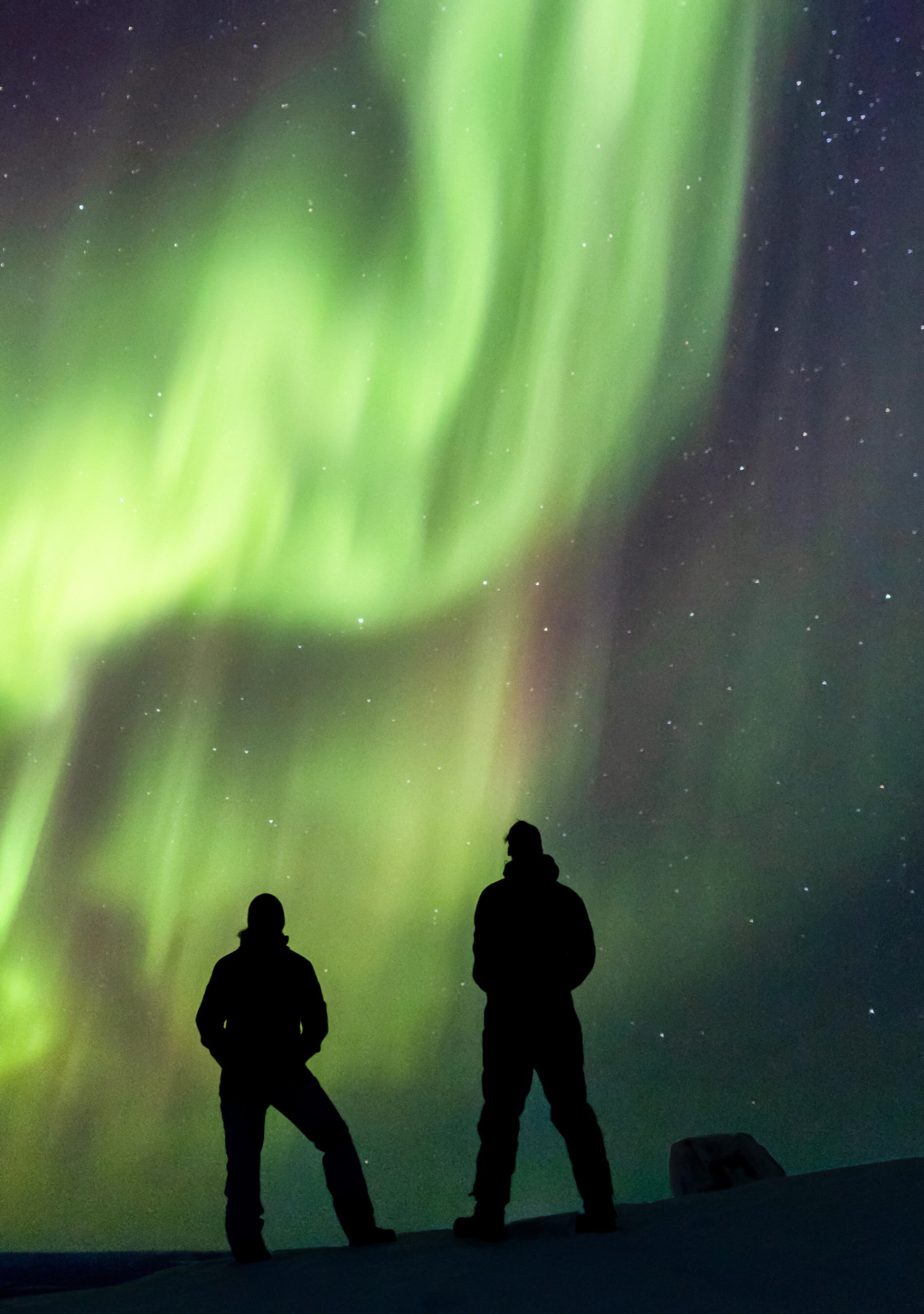 Backroads-guests-enjoy-a-winter-trip-in-Finland