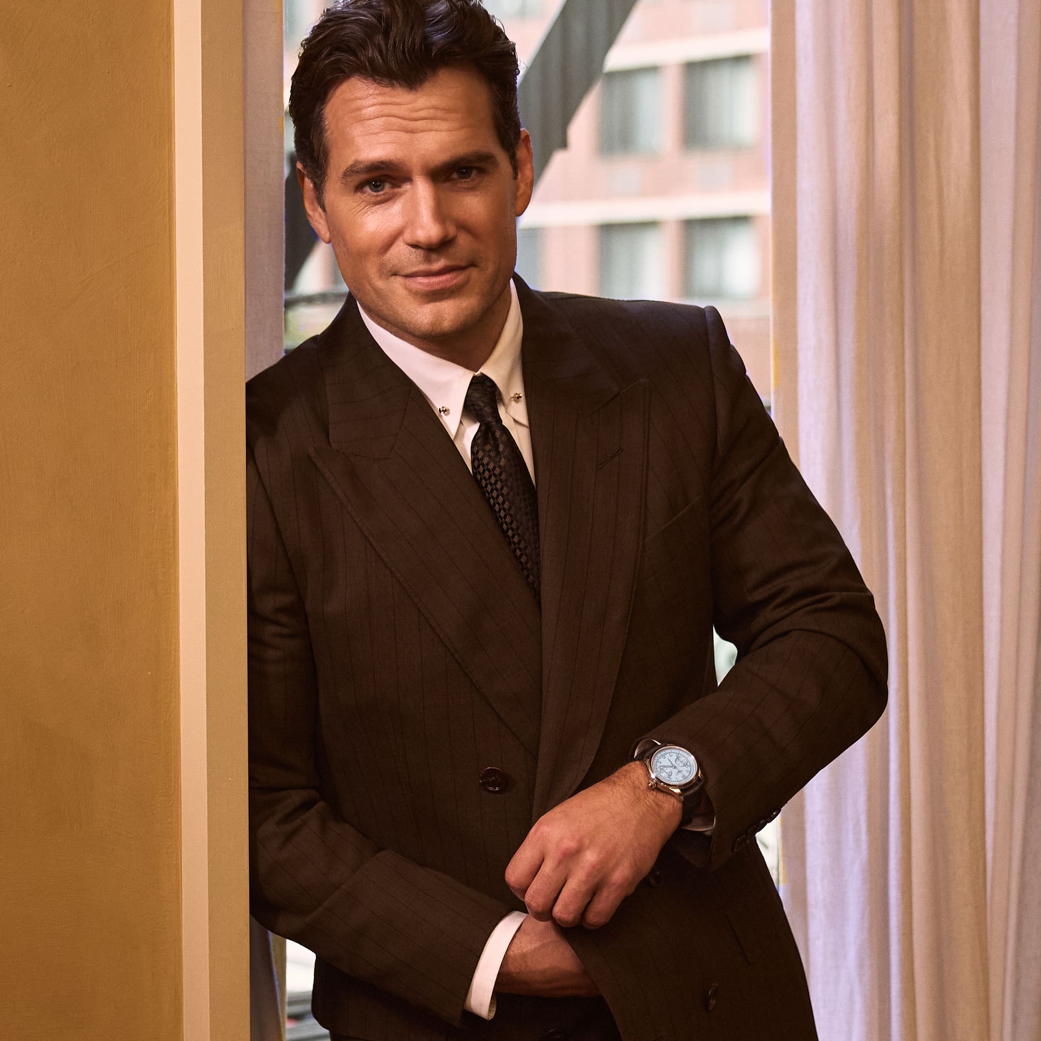 LONGINES Celebrates the New Master Collection and Home of Elegance Campaign with Ambassador of Elegance Henry Cavill